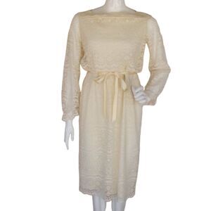 Vintage Lace Dress, M, Long sleeve, Pullover, Antique lace color, Ribbon Sash